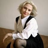 Настя Ахматова | Литература ЕГЭ 10 класс | Ахматова рекомендует | Умскул