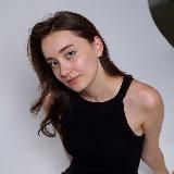 Полина Рождественская