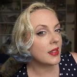Speak Your English with Laura Pickens