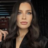 Яна Аносова